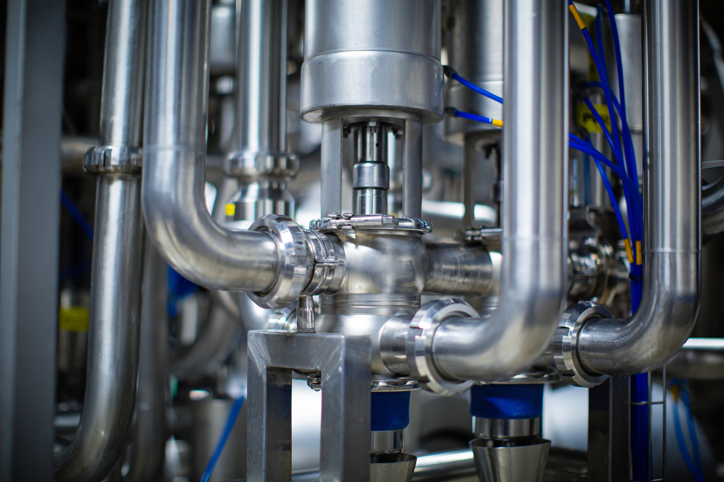 Izolacja termiczna trójników w instalacji przemysłowej – Aerożel (Aerogel)